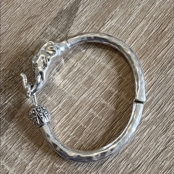 Lucky Brand Silver Elephant Design Bracelet - Picture 6 of 7